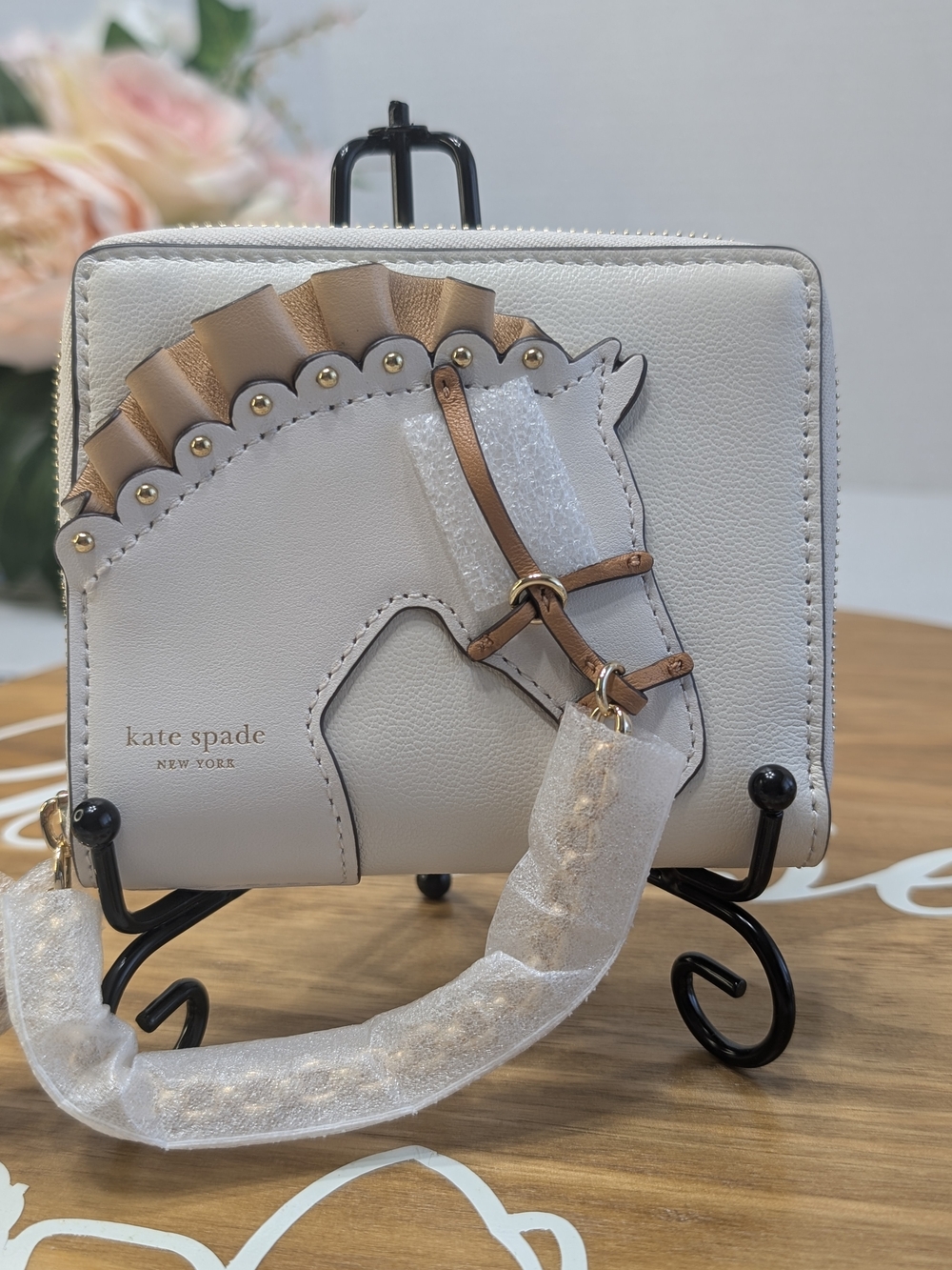kate spade new york Saddle Up Small Compact Wallet